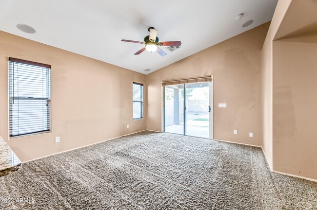 Building Photo - 41284 W Cahill Dr