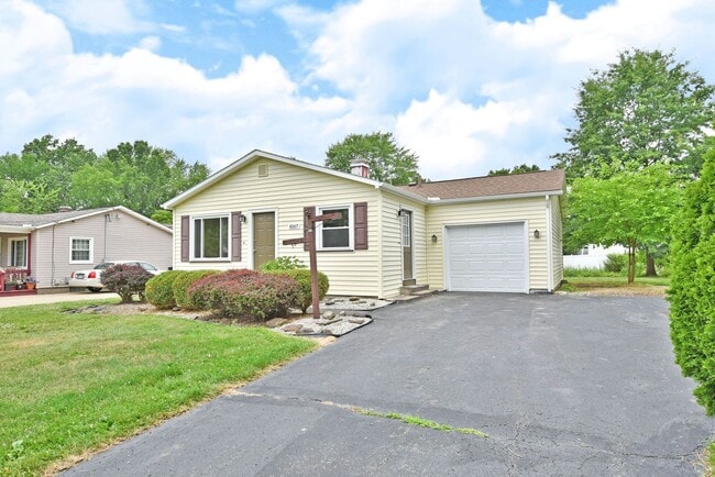 Building Photo - RENTAL AVAILABLE!