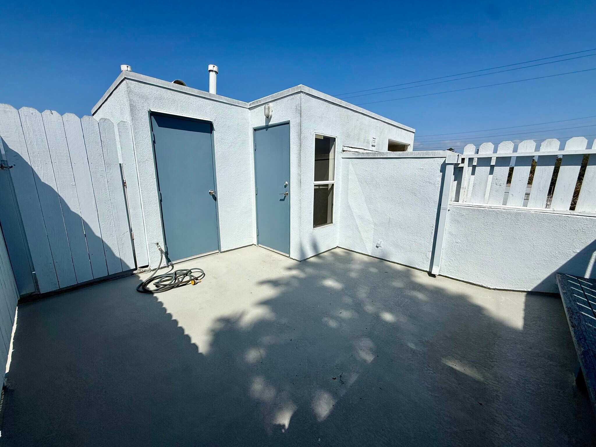 Building Photo - 1937 Euclid St