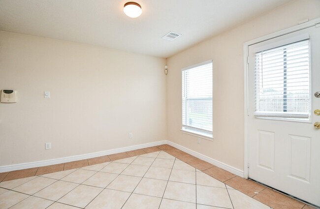Building Photo - 6626 Barker Bend Ln