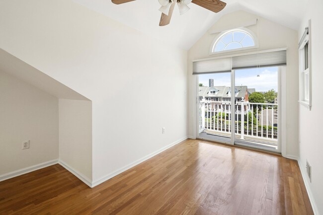 Building Photo - 500 Fulton Ct