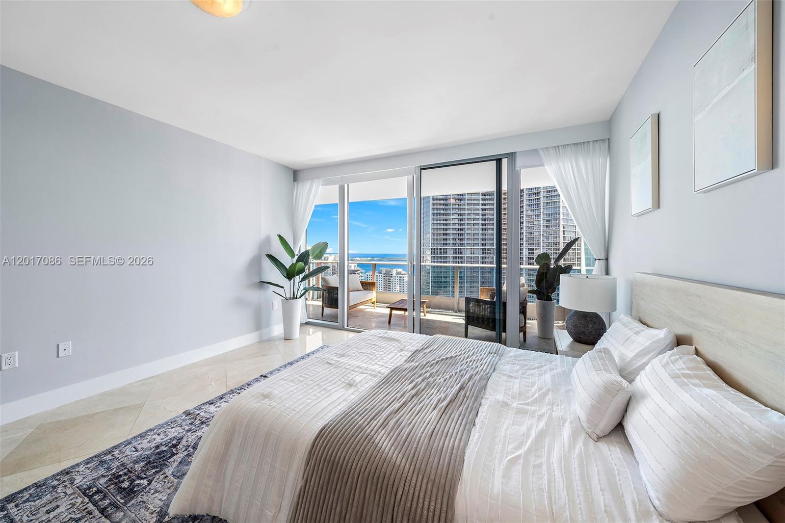 Building Photo - 200 Biscayne Boulevard Way