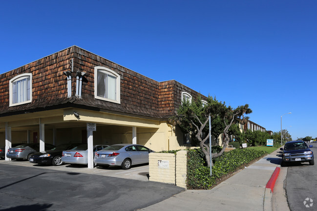 Building Photo - Imperial House Apartments