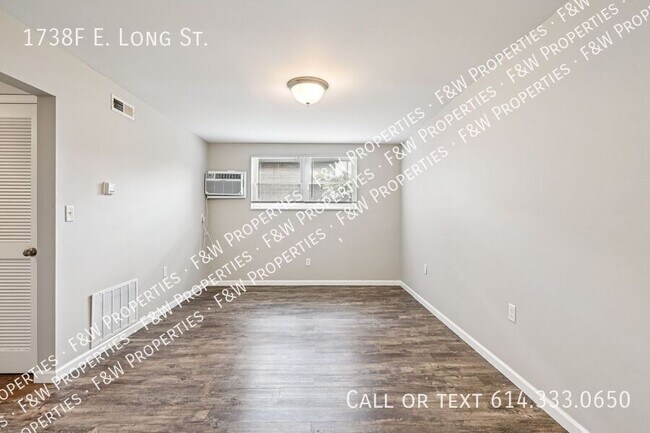 Building Photo - 1738F E Long St