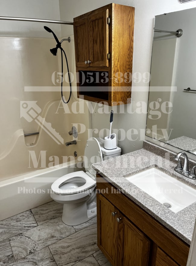 Building Photo - 25 Sagewood