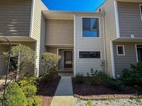 Building Photo - 52 Currier Way
