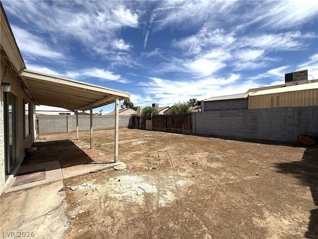 Building Photo - 5625 Ballinger Dr