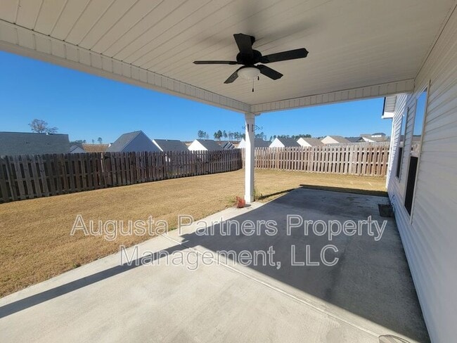 Building Photo - 166 Luxborough Ct