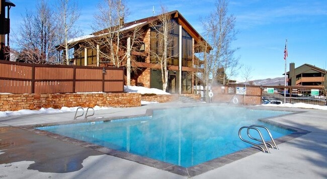 Building Photo - 6861 N 2200 W