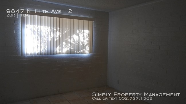 Building Photo - 9847 N 11th Ave