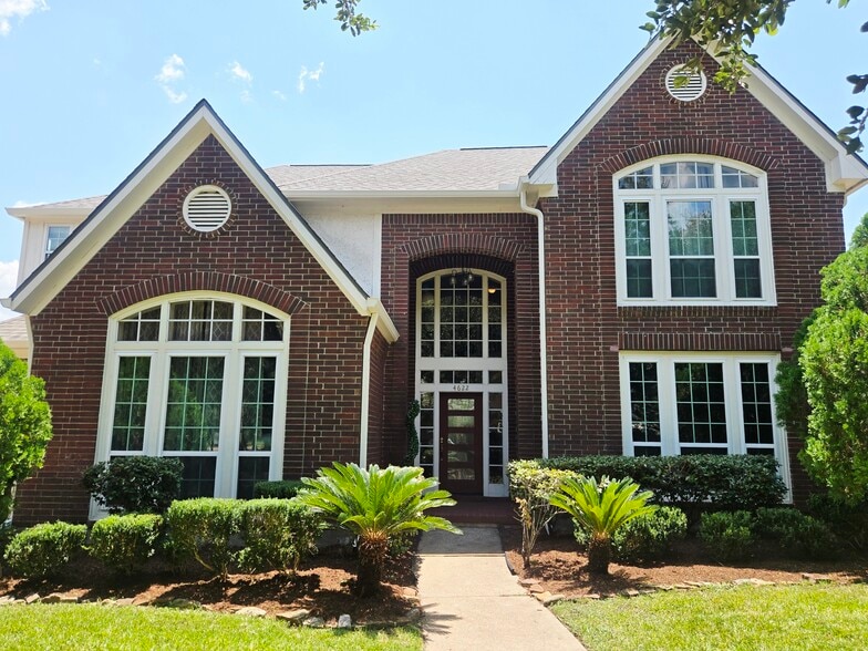 Building Photo - 4622 Grand Cayman Dr