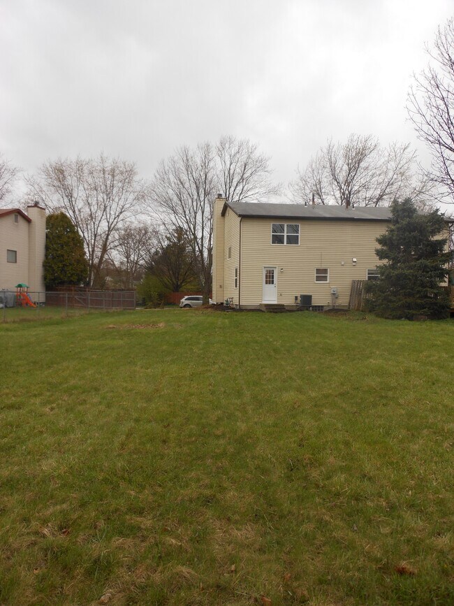 Building Photo - 1795 Laramie Drive