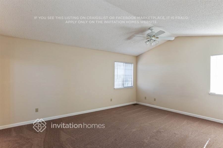 Building Photo - 3855 Rockford Dr