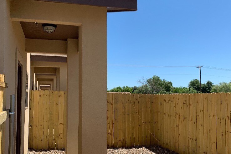 Building Photo - 602 Basswood Dr