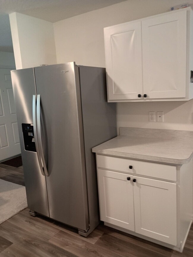 Building Photo - 357 SE Starfish Ave