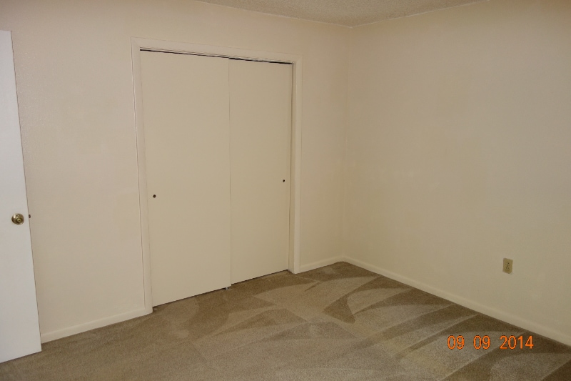 Building Photo - 1275 Malone Ave