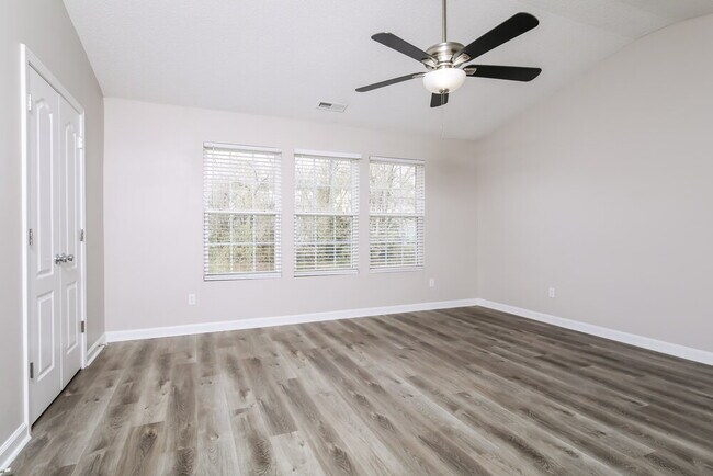 Building Photo - 3004 Ranburne Dr