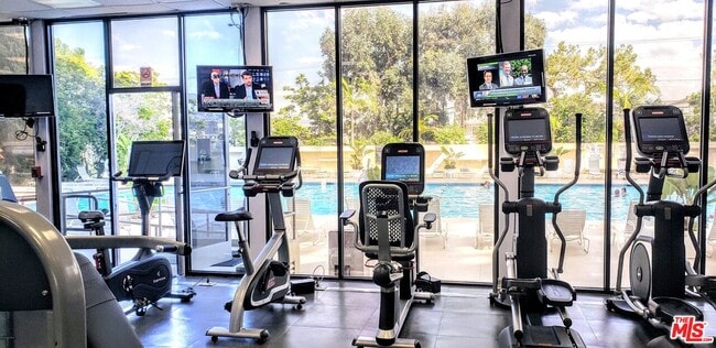 Building Photo - 2160 Century Park E