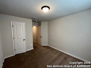 Building Photo - 6866 Lakeview Dr.