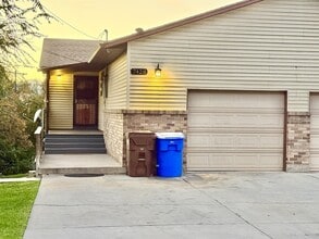 Building Photo - 7428 S 700 E