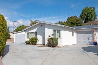 Building Photo - 55+Community Available Rental NOW!! Costa ...