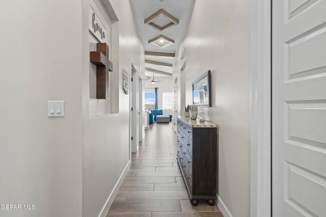 Building Photo - 620 Paseo Modesto Dr