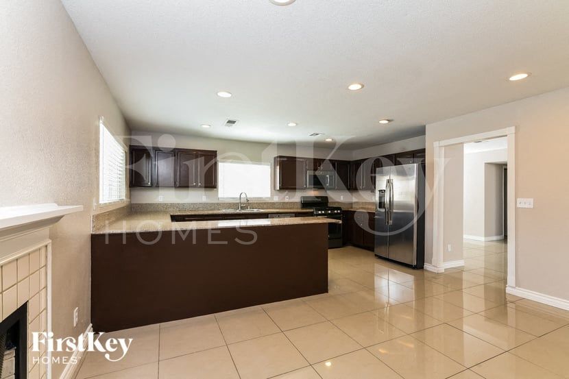 Building Photo - 6962 Antell Cir