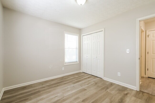 Building Photo - 3869 Deaton Rd