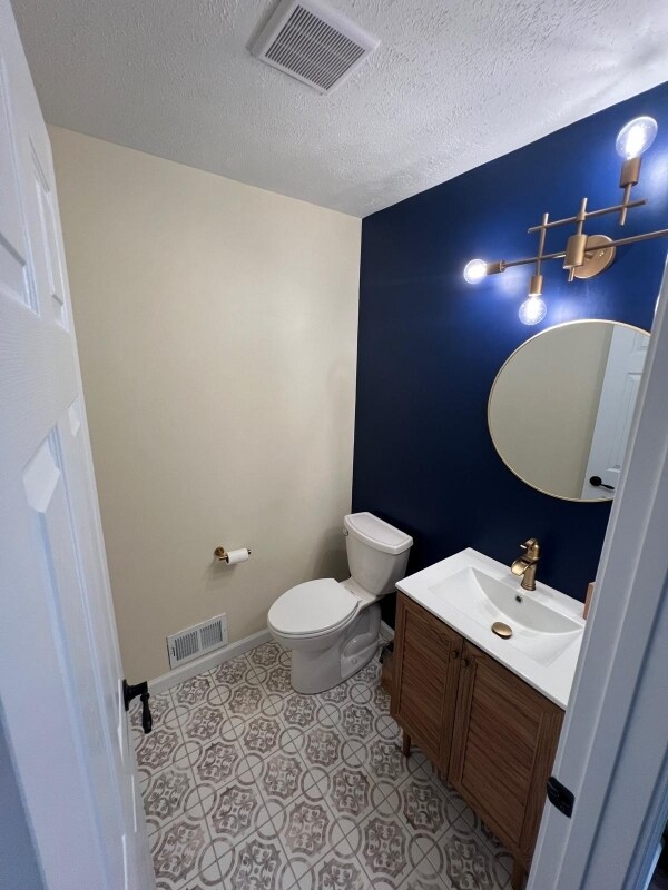 Building Photo - 4008 Rock Mill Dr