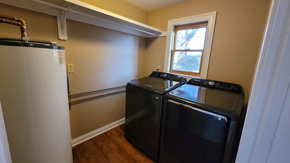 Laundry Room - Brand New Washer and Dryer - 502 E Vine St