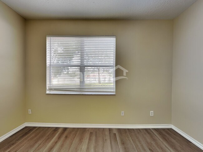 Building Photo - 2475 Breezy Meadow Rd