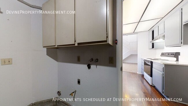 Building Photo - 1603 Coco Palm Ct