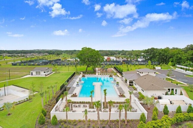 Building Photo - 6384 Ten Acre Ct
