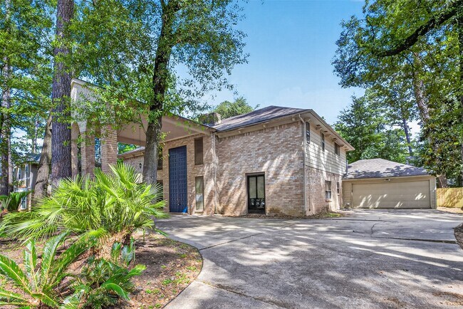 Building Photo - 8103 Oak Moss Dr