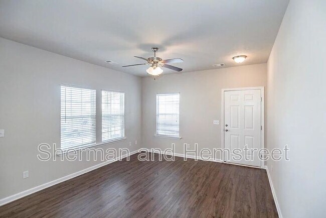 Building Photo - 803 Joiner Cir