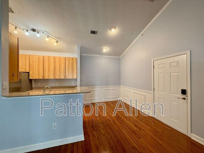 Building Photo - 1000 Olde Eastwood Village Blvd