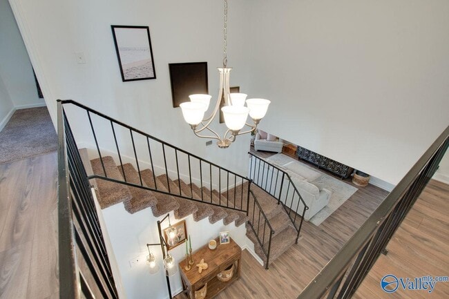 Building Photo - 2013 Wrenwood Dr SE