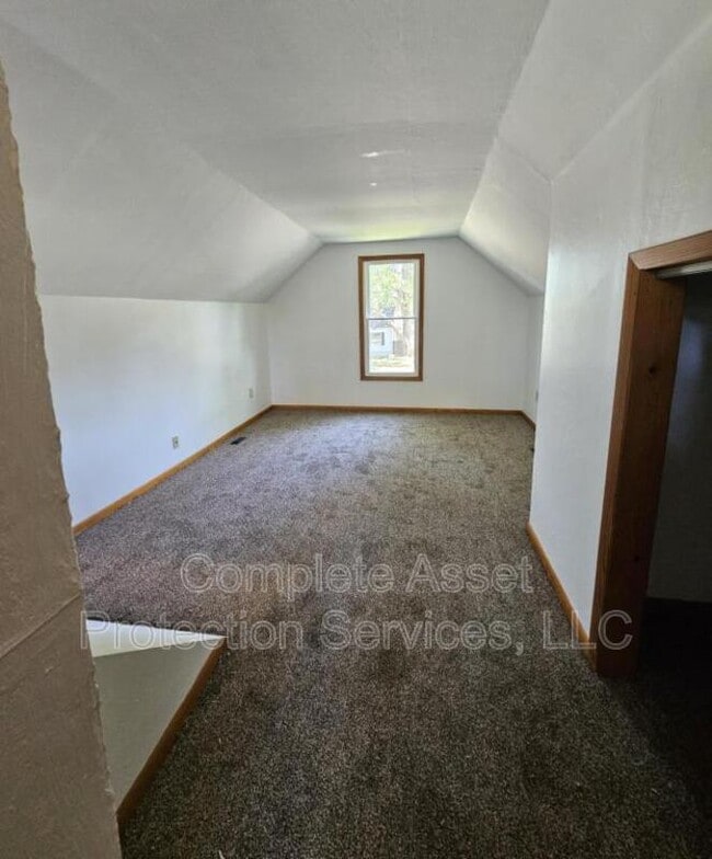 Building Photo - 2430 81st St