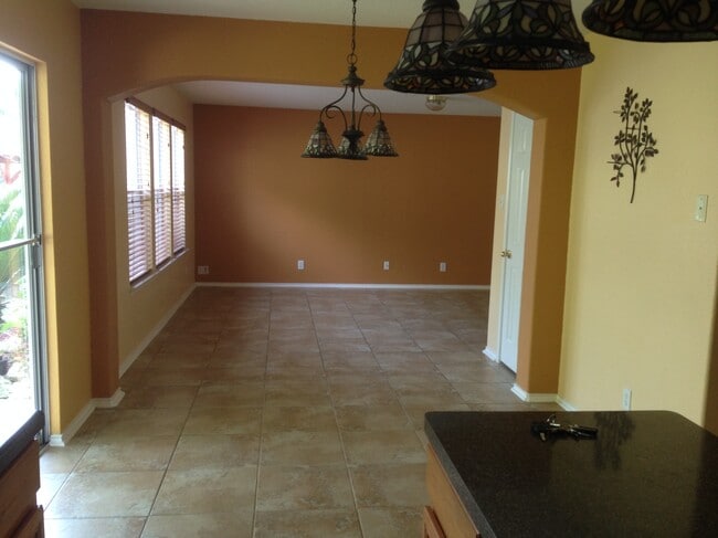 Building Photo - 6614 Buckhorn Cliff