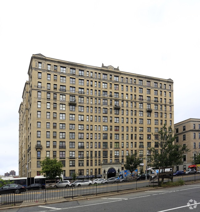 Lewis Morris Apartments 1749 Grand Concourse Bronx NY 10453 Apartment Finder