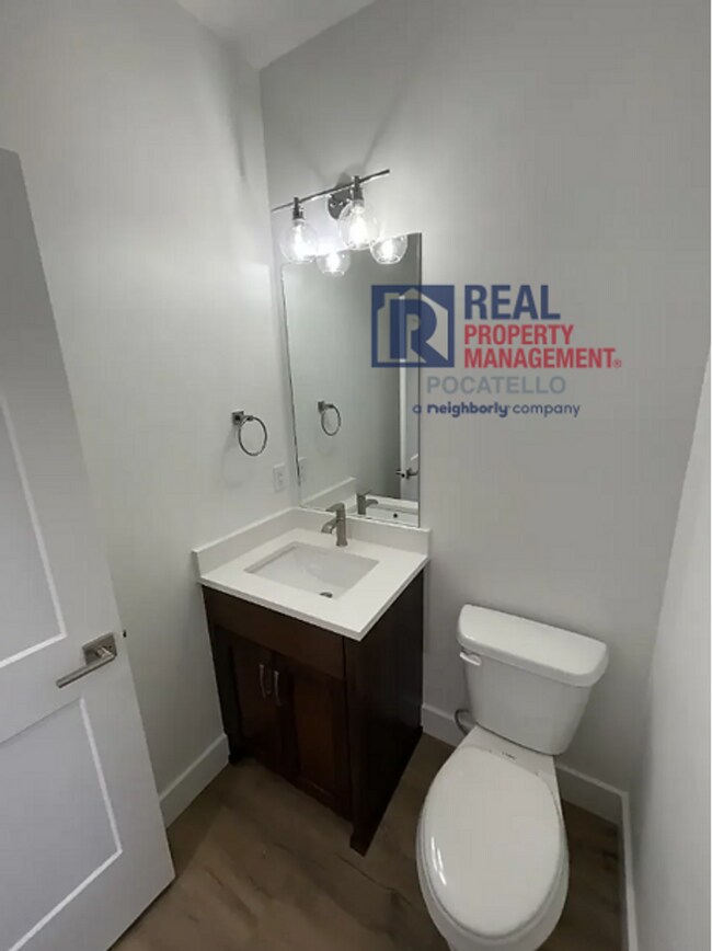 Building Photo - Brand New 3 bed 2.5 Bath Home- Double Car garage