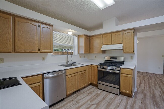 Building Photo - 11045 E Turquoise Cir