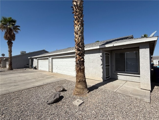 Building Photo - 807 Gemstone Ave