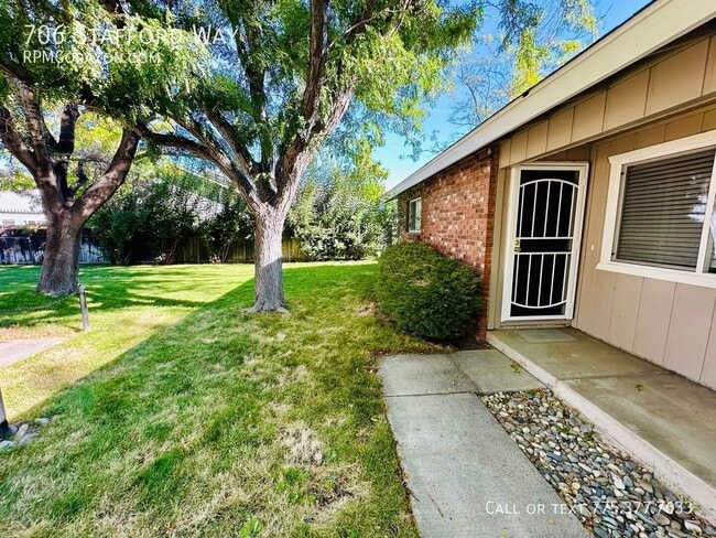 Building Photo - 706 Stafford Way