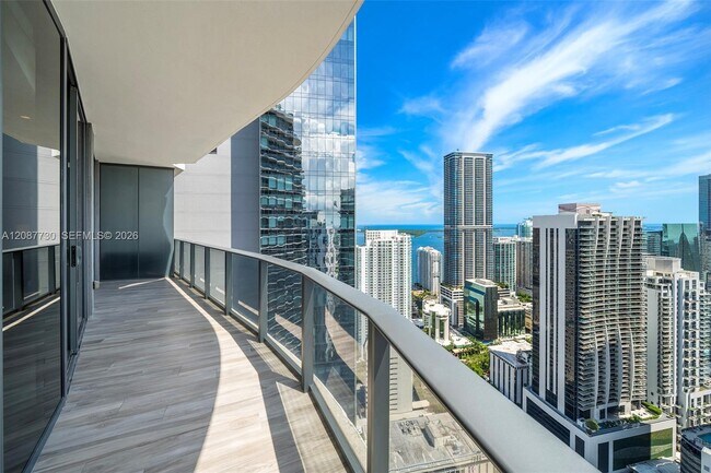 Building Photo - 801 S Miami Ave