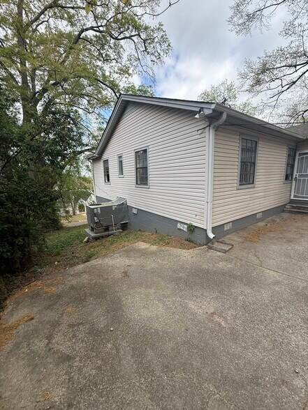 Building Photo - 2621 20th Street Ensley