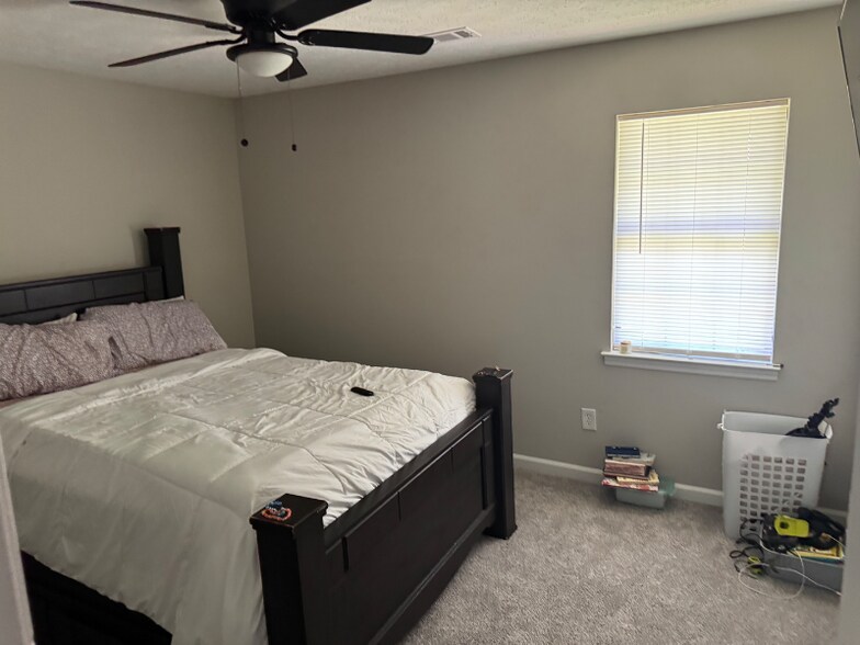 Building Photo - 95 Grove Creek Dr