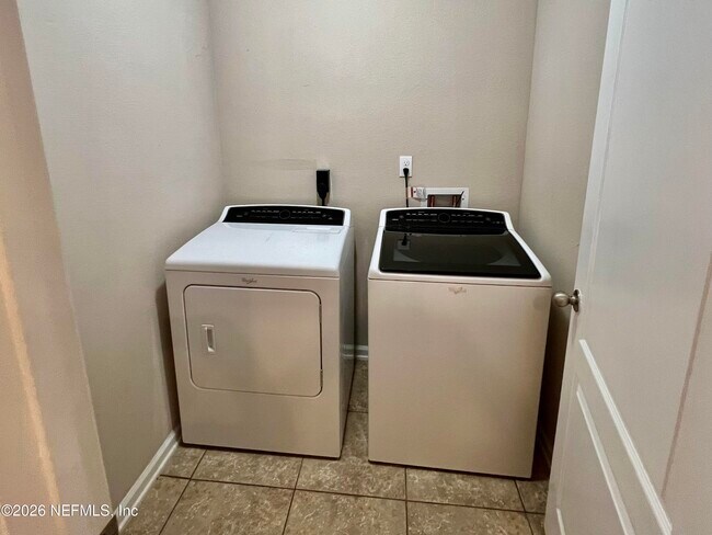 Building Photo - 16264 Tisons Blf Rd