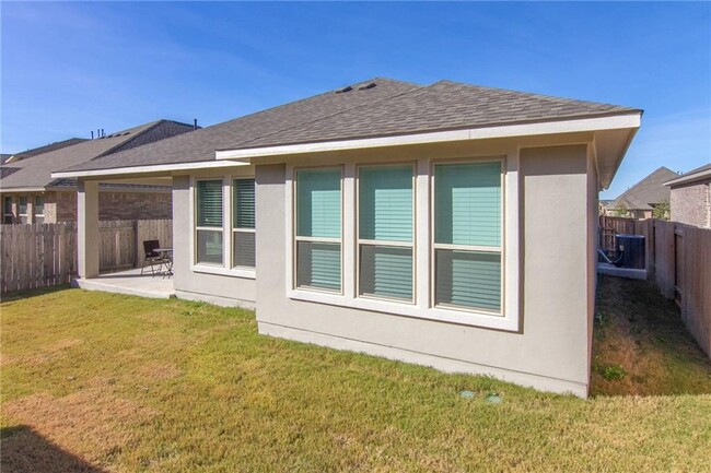 Building Photo - 2920 Coral Valley Dr