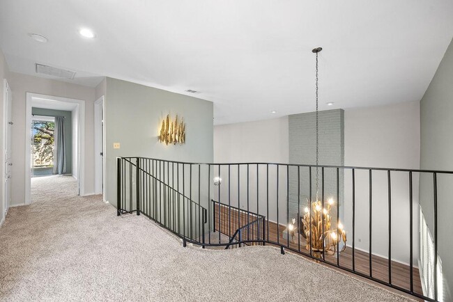 Building Photo - 8102 East Ct
